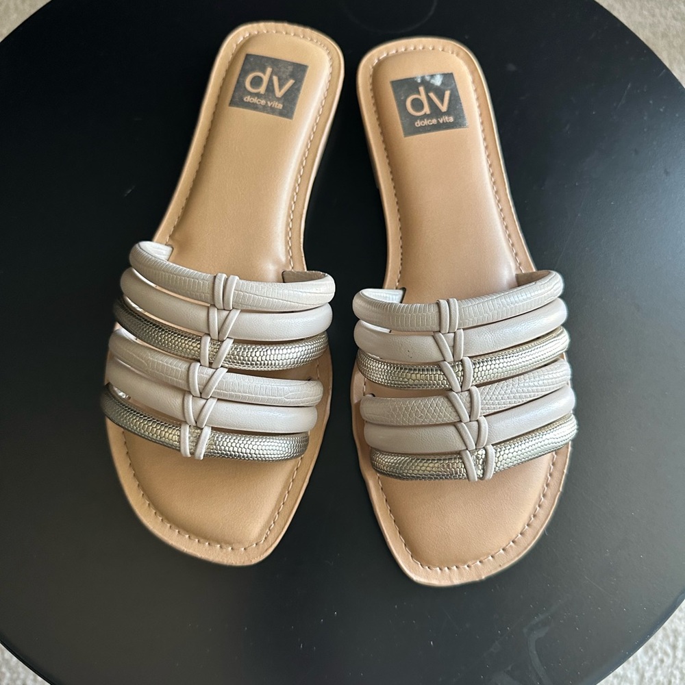 DV Dolce Vita Women's Junyper Sandal NWOT